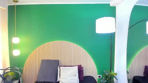 Taylor Bennet online show from 12.17.25