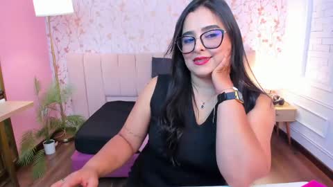 Taylor Bennet online show from 04.23.26