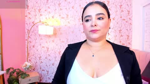 Taylor Bennet online show from 06.18.26