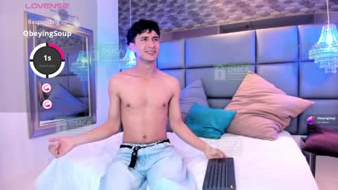 Snapshot of taylor_brooks_ chatting on 04.21.26 taylor_brooks_ online show from 04.21.26