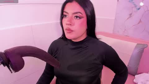 taylor_cupper_ online show from 12.21.25