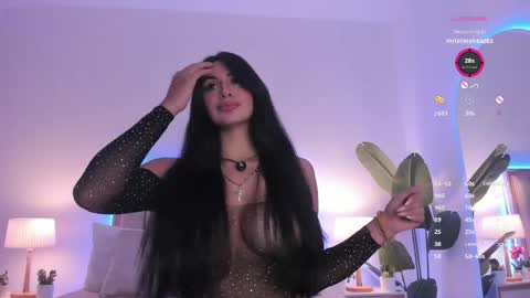 Taylor  Help me to get 100 thumbs up online show from 05.08.26