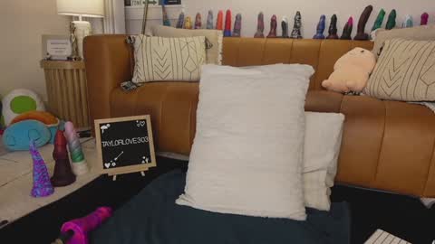 Taylor --  online show from 09.16.25