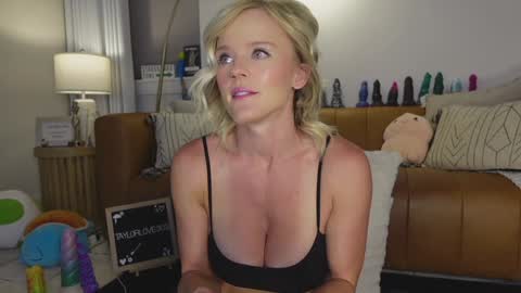 Taylor --  online show from 09.17.25