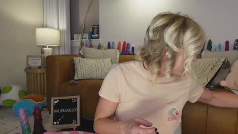 Taylor --  online show from 09.30.25