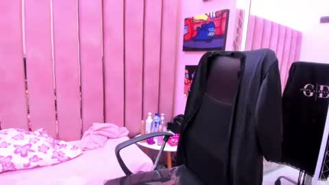 Snapshot of taylorbigass chatting on 07.20.26 taylorbigass online show from 07.20.26