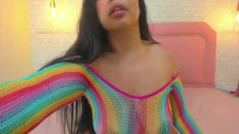 Snapshot of taylormeller chatting on 07.24.26 TAYLOR online show from 07.24.26