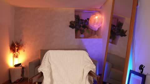 Snapshot of taylormich1 chatting on 11.16.25 taylormichell online show from 11.16.25