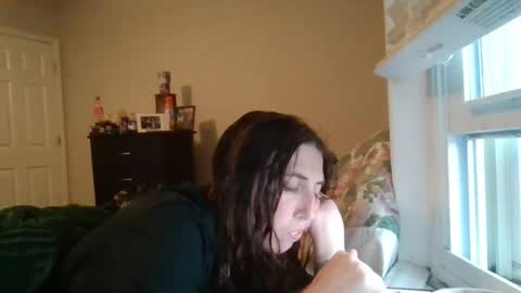 Snapshot of taylorslay chatting on 07.20.26 taylorslay online show from 07.20.26