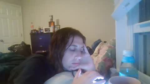 Snapshot of taylorslay chatting on 07.23.26 taylorslay online show from 07.23.26