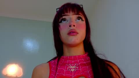 TAYLOR  online show from 11.04.25