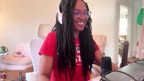 Snapshot of taylorsosweets chatting on 05.27.26 Taylor online show from 05.27.26