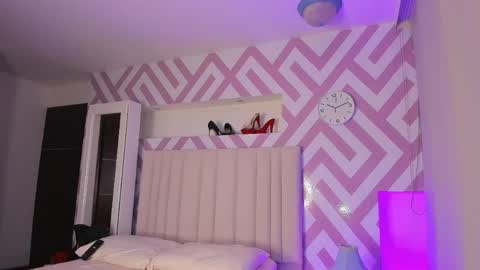 Snapshot of tayrasiny chatting on 05.06.26 Tayra horny for you online show from 05.06.26