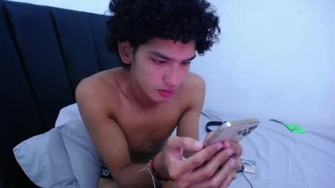 Snapshot of tayronx33 chatting on 01.14.25 Tayron online show from 01.14.25