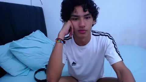 Snapshot of tayronx33 chatting on 01.29.25 Tayron online show from 01.29.25