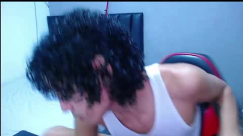 Snapshot of tayronx33 chatting on 10.16.25 Tayron online show from 10.16.25