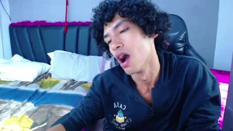 Tayron online show from 05.24.26