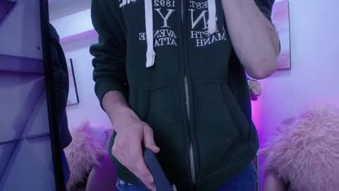 Snapshot of tayzon_foxxx chatting on 12.09.24 Sofia online show from 12.09.24