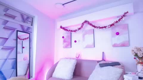 Snapshot of tayzon_foxxx chatting on 01.04.25 Sofia online show from 01.04.25