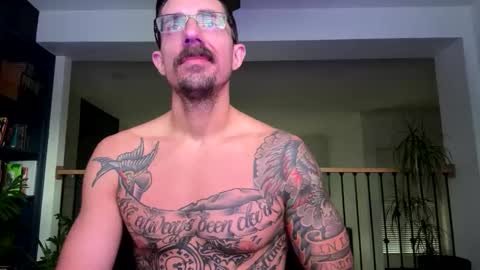 Snapshot of tbod chatting on 01.12.26 BoyNextDoor online show from 01.12.26