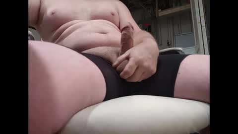 Snapshot of tbone4utwo2 chatting on 01.09.25 tbone4utwo2 online show from 01.09.25