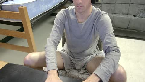 Snapshot of tbone_93 chatting on 12.07.24 Tbone online show from 12.07.24