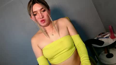 Snapshot of te_amo28 chatting on 01.30.25 ellaine online show from 01.30.25