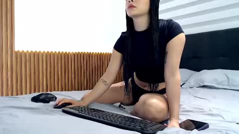 DYNAMITE DUO69 online show from 07.21.26