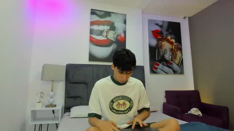 Team Twinks online show from 11.04.25