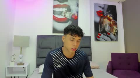 Team Twinks online show from 11.07.25