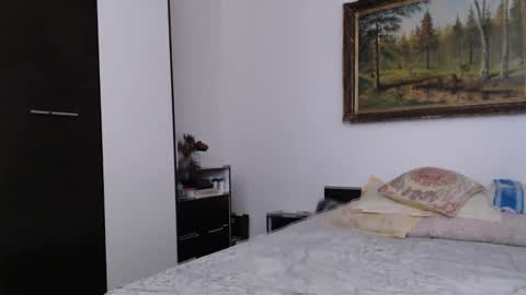 ALICIA--- online show from 01.20.25