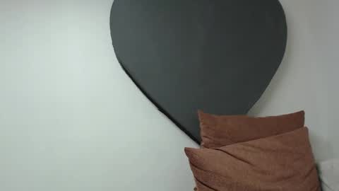 ALICIA--- online show from 11.27.25