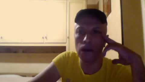 Snapshot of teathervirtual chatting on 10.25.25 teatrovirtuale online show from 10.25.25