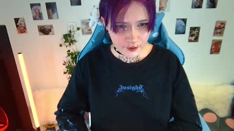 Snapshot of technical_face_powder_error chatting on 12.05.25 technical_face_powder_error online show from 12.05.25