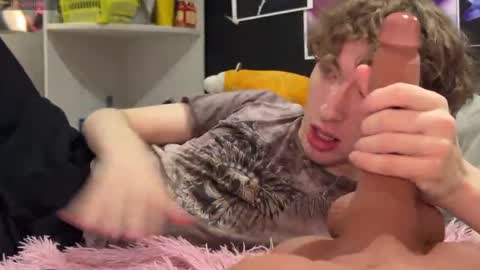 Snapshot of technoracer chatting on 03.04.26 Alice online show from 03.04.26