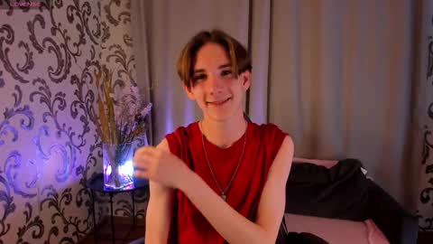 Snapshot of ted_lunn chatting on 11.10.25 Ted online show from 11.10.25