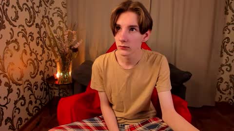 Snapshot of ted_lunn chatting on 11.27.25 Ted online show from 11.27.25