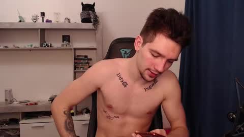 Teddy online show from 02.12.25