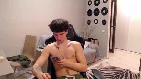 Teddy online show from 11.08.25