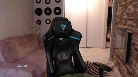 Teddy online show from 04.26.26