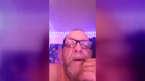 Snapshot of tedestep2 chatting on 07.20.26 tedestep2 online show from 07.20.26