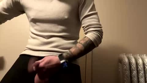 Twizzler online show from 12.01.24