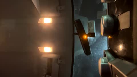 Twizzler online show from 02.12.25