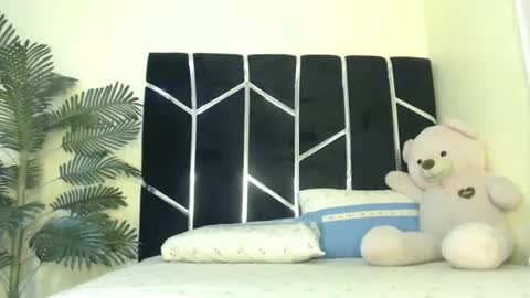 Snapshot of teelouh chatting on 03.28.26 Kittie online show from 03.28.26