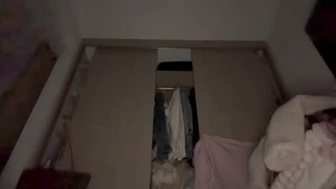 Amy No penetration Virgiin giirl online show from 06.26.26