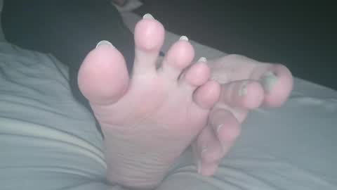 Viv West online show from 01.08.25