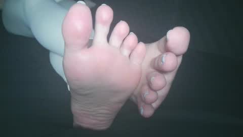 Viv West online show from 02.25.25