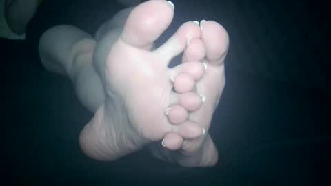 Viv West online show from 10.25.25