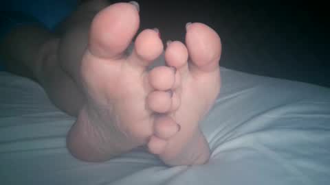 Viv West online show from 11.18.25