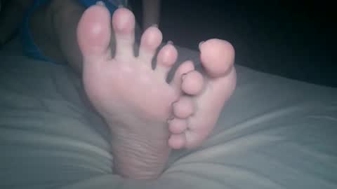 Viv West online show from 11.25.25